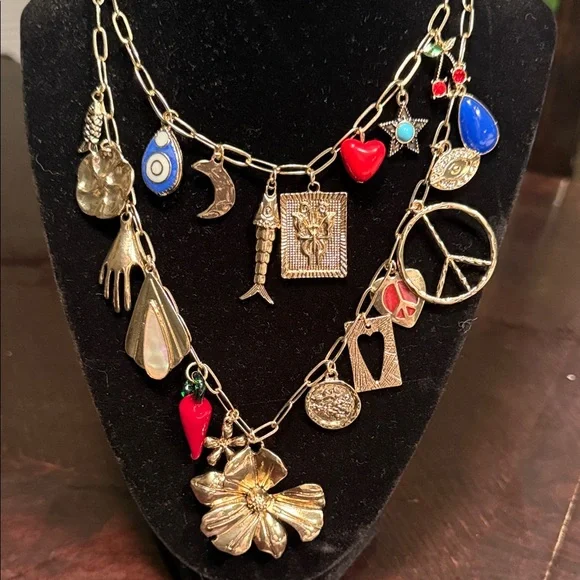 NWT Flower Power Gold Maxamillion Charm Necklace with Multicolor Accents - Picture 6 of 10